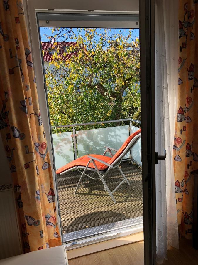 2 Zimmer Wohnung Mit Balkon - Naehe Messe Haar  Esterno foto