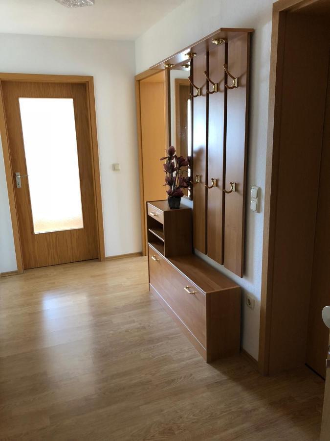 2 Zimmer Wohnung Mit Balkon - Naehe Messe Haar  Esterno foto